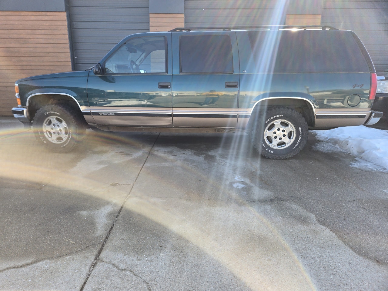 Chevrolet Suburban K1500 4WD 1996