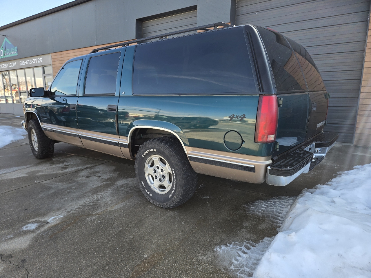 Chevrolet Suburban K1500 4WD 1996