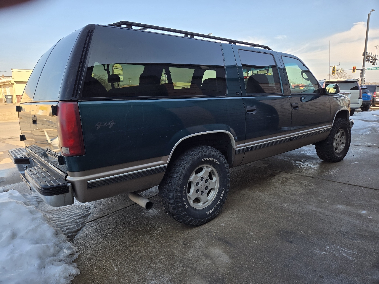 Chevrolet Suburban K1500 4WD 1996