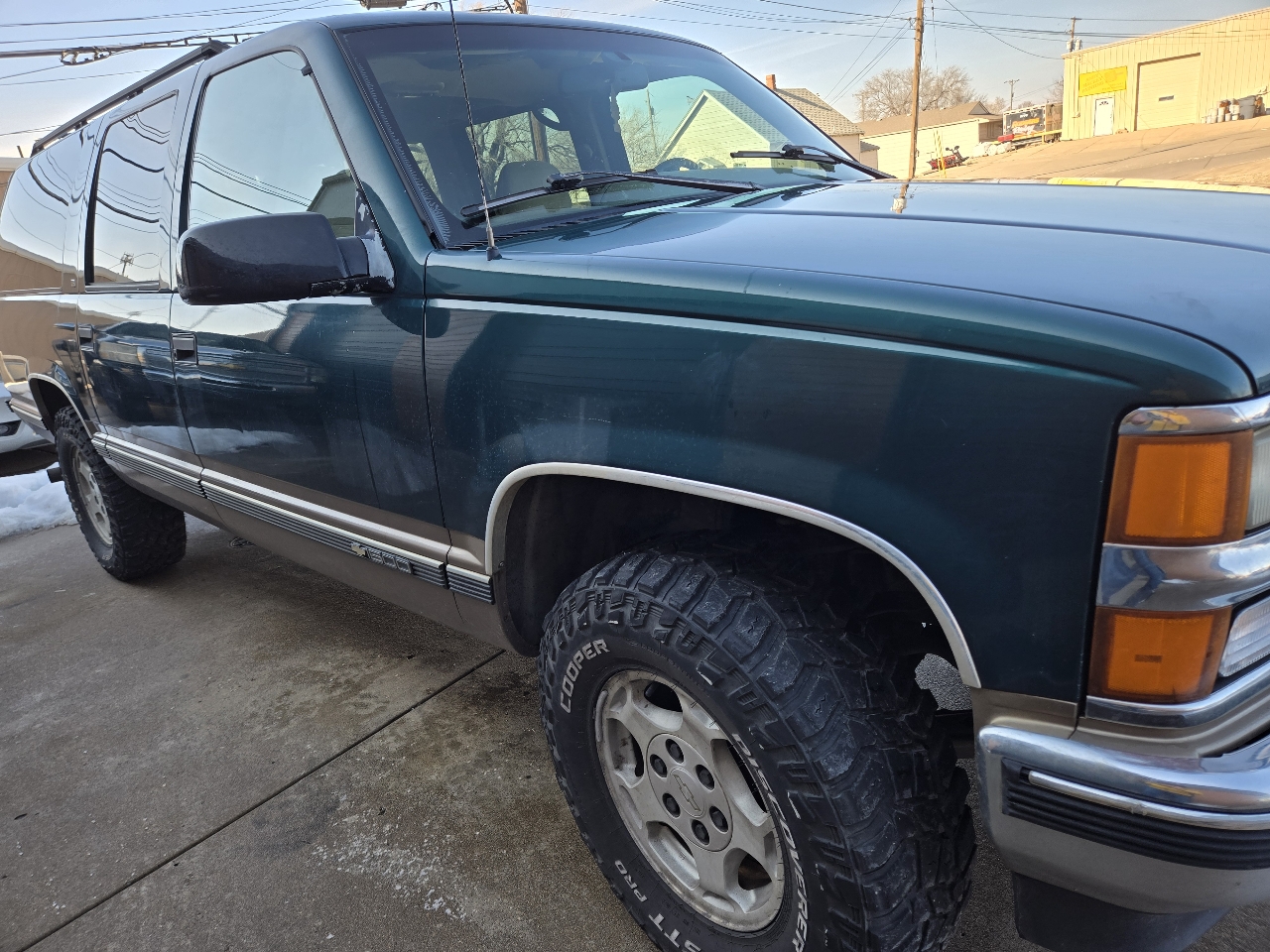 Chevrolet Suburban K1500 4WD 1996