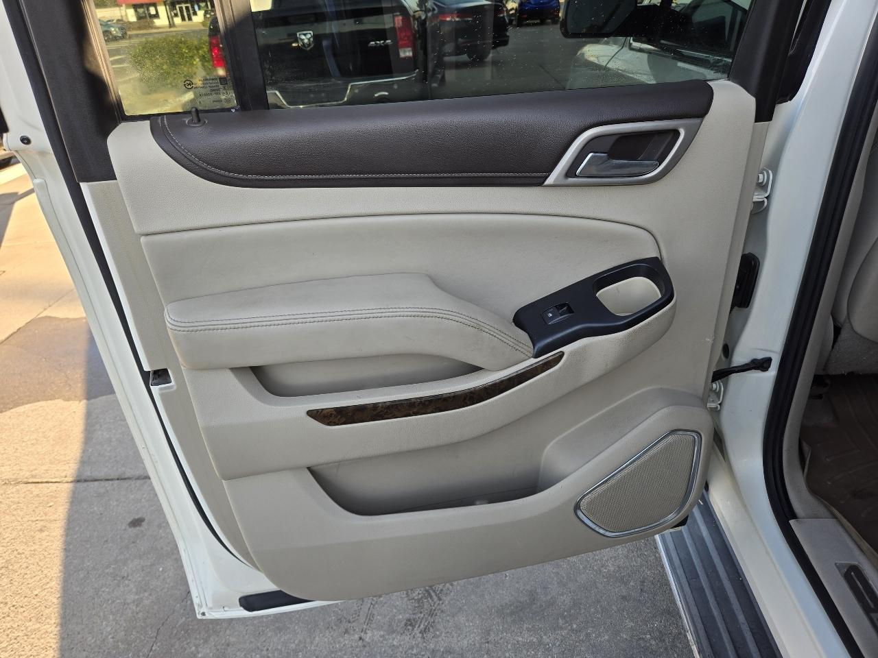 GMC Yukon Denali XL 4WD 2015