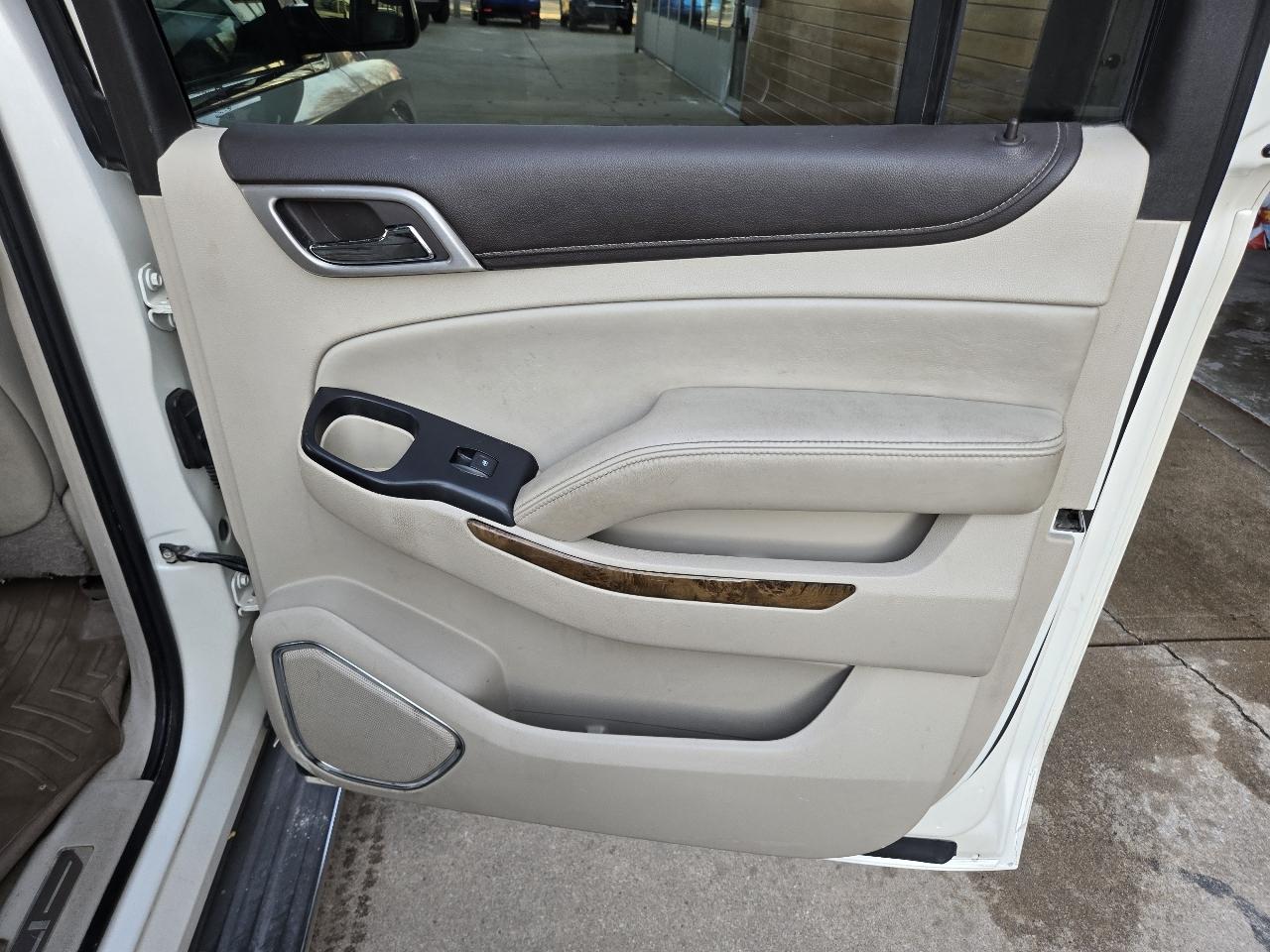 GMC Yukon Denali XL 4WD 2015