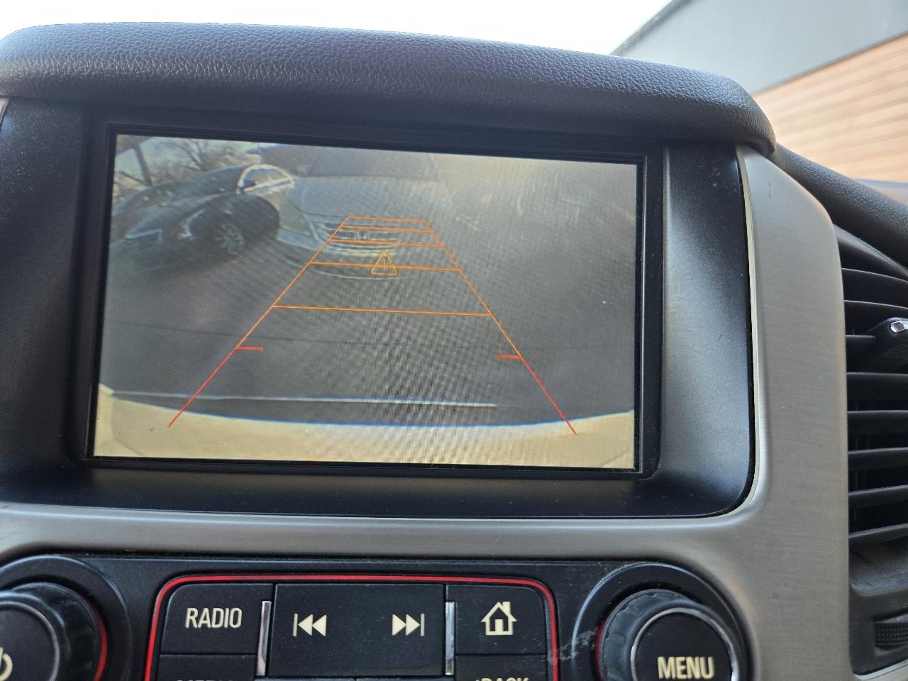 GMC Yukon Denali XL 4WD 2015