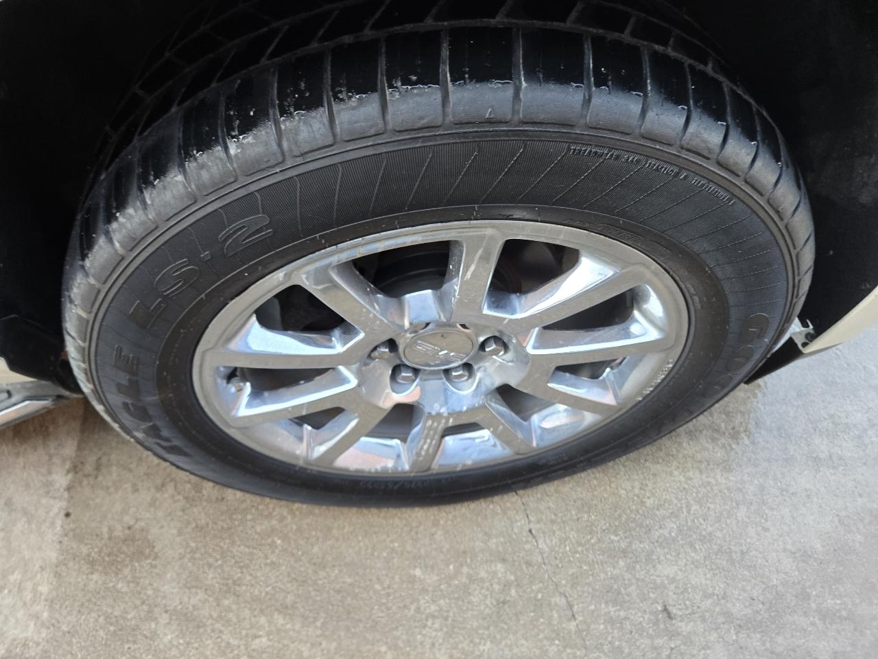 GMC Yukon Denali XL 4WD 2015