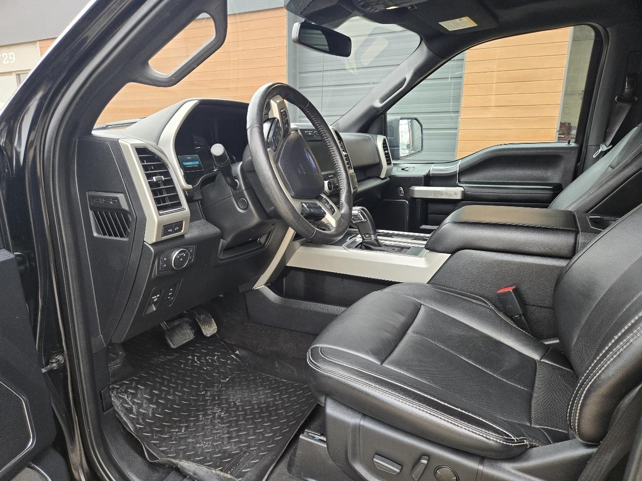 Ford F-150 4WD SuperCrew 139" Lariat 2020