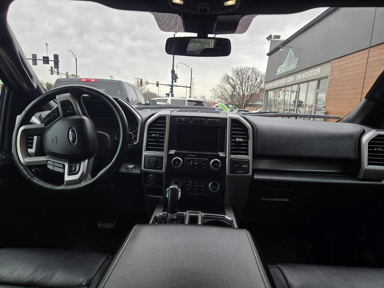 Ford F-150 4WD SuperCrew 139" Lariat 2020