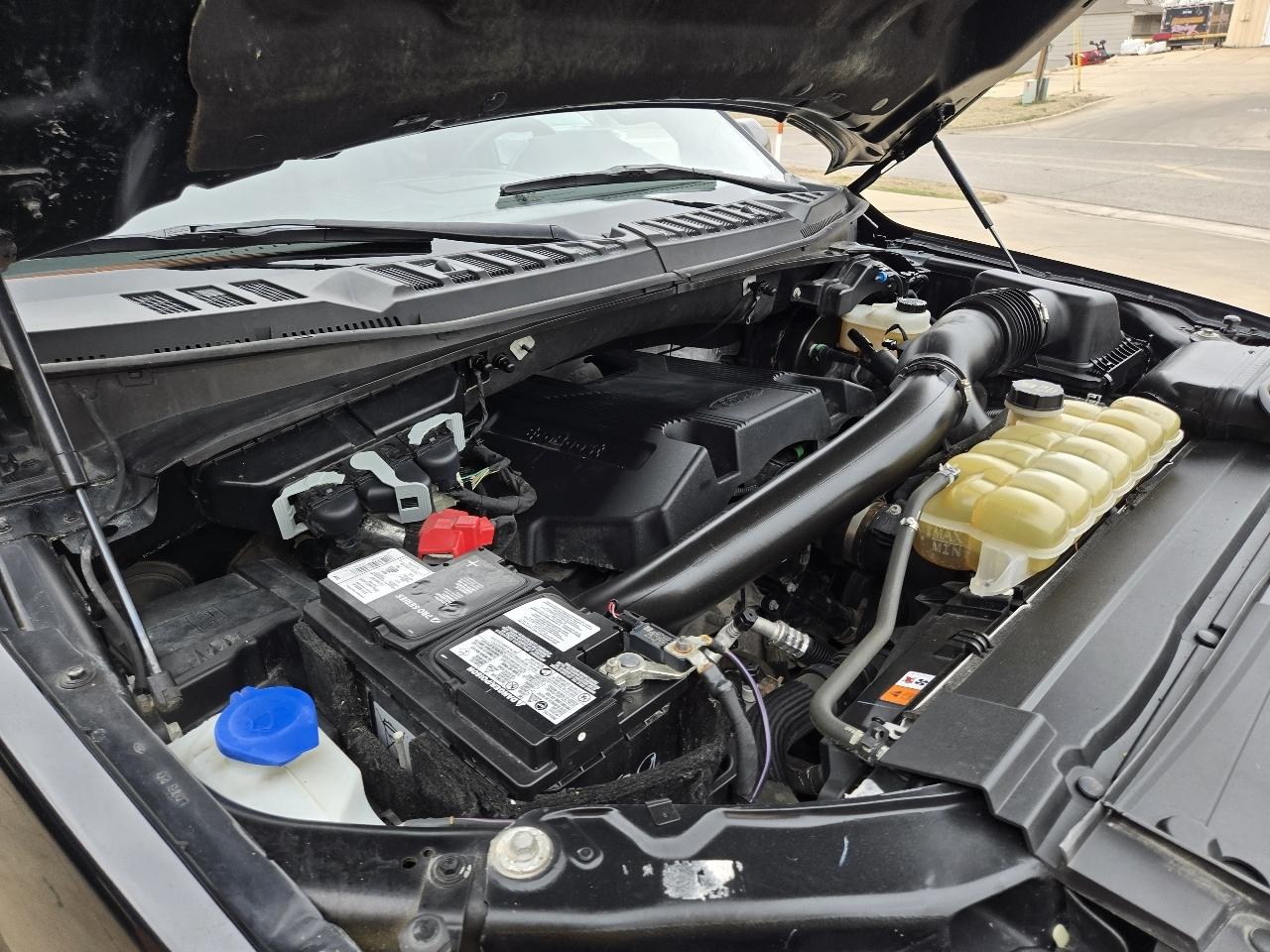 Ford F-150 4WD SuperCrew 139" Lariat 2020