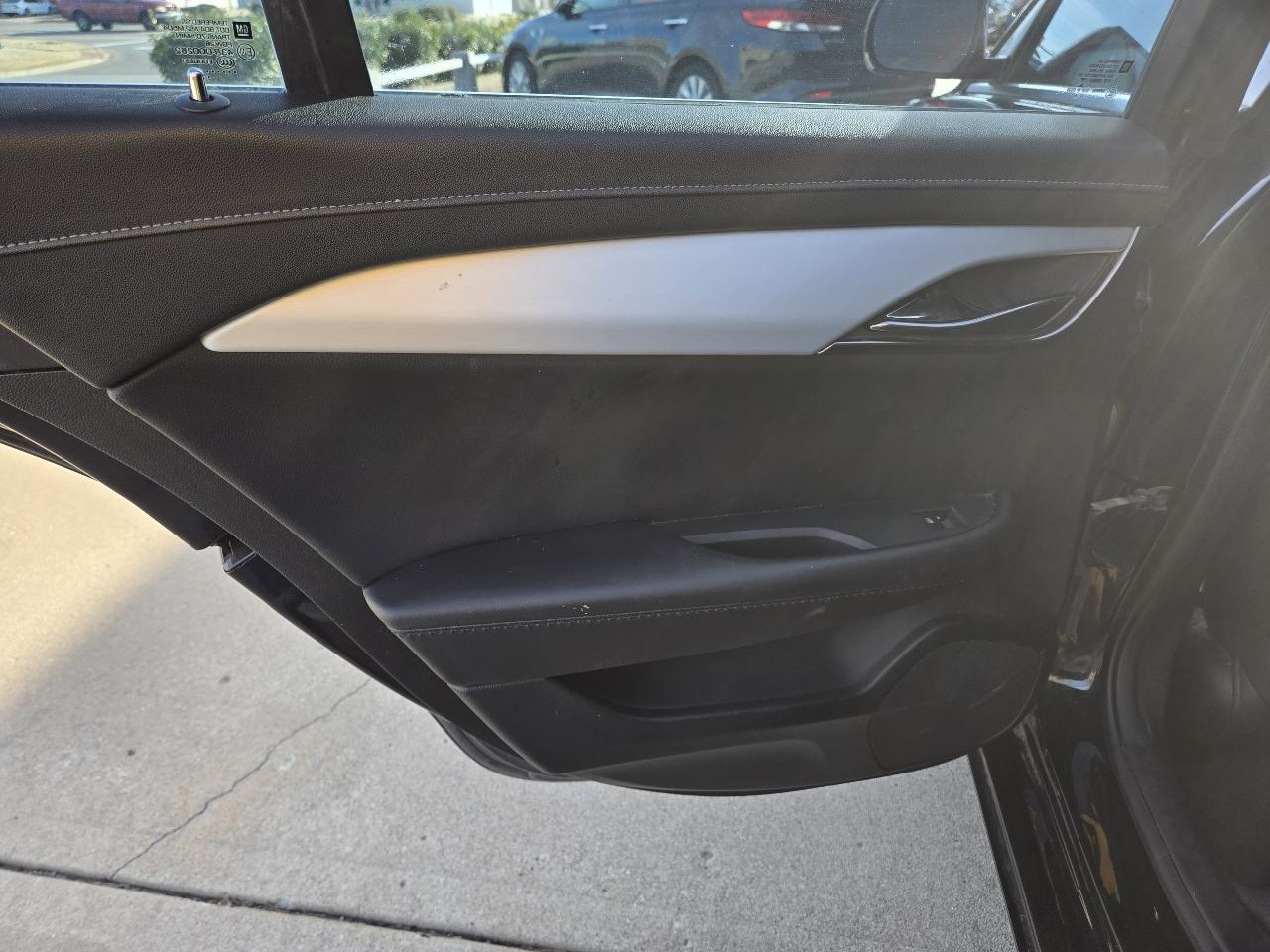 Cadillac ATS 2.0L Luxury AWD 2014