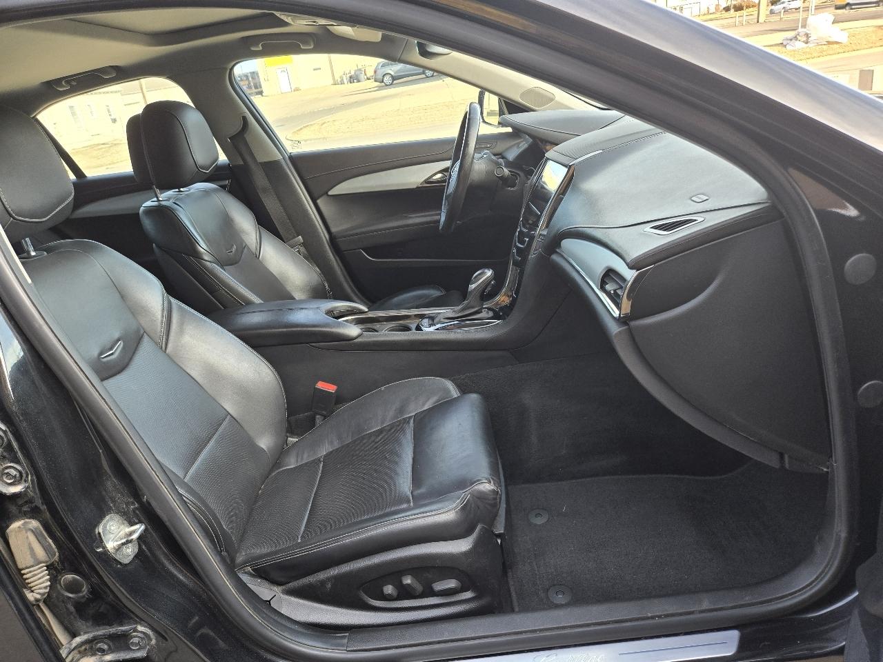 Cadillac ATS 2.0L Luxury AWD 2014