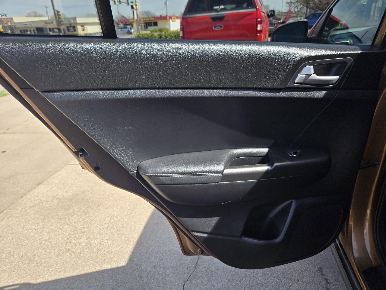 Kia Sportage LX FWD 2020