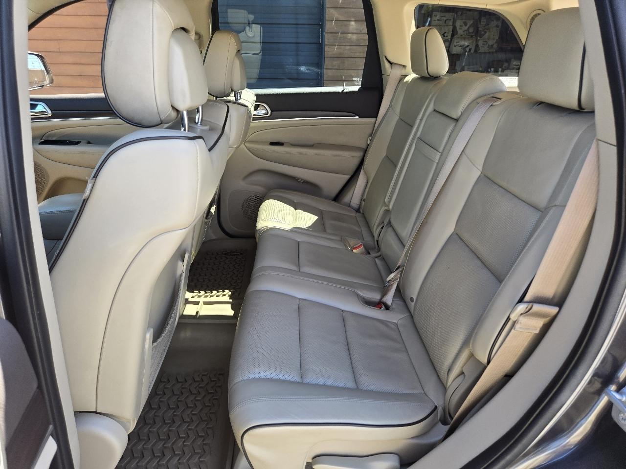 Jeep Grand Cherokee Overland 4WD 2015