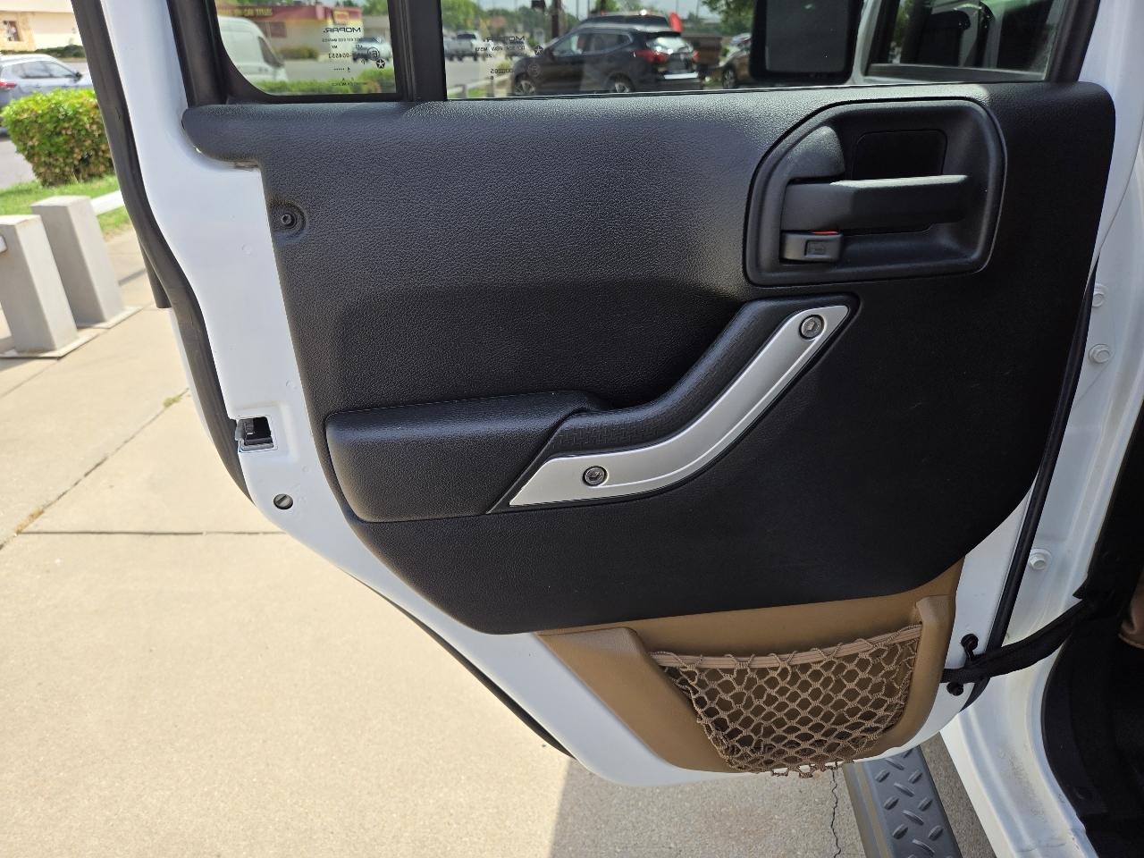 Jeep Wrangler Unlimited Rubicon 4WD 2015