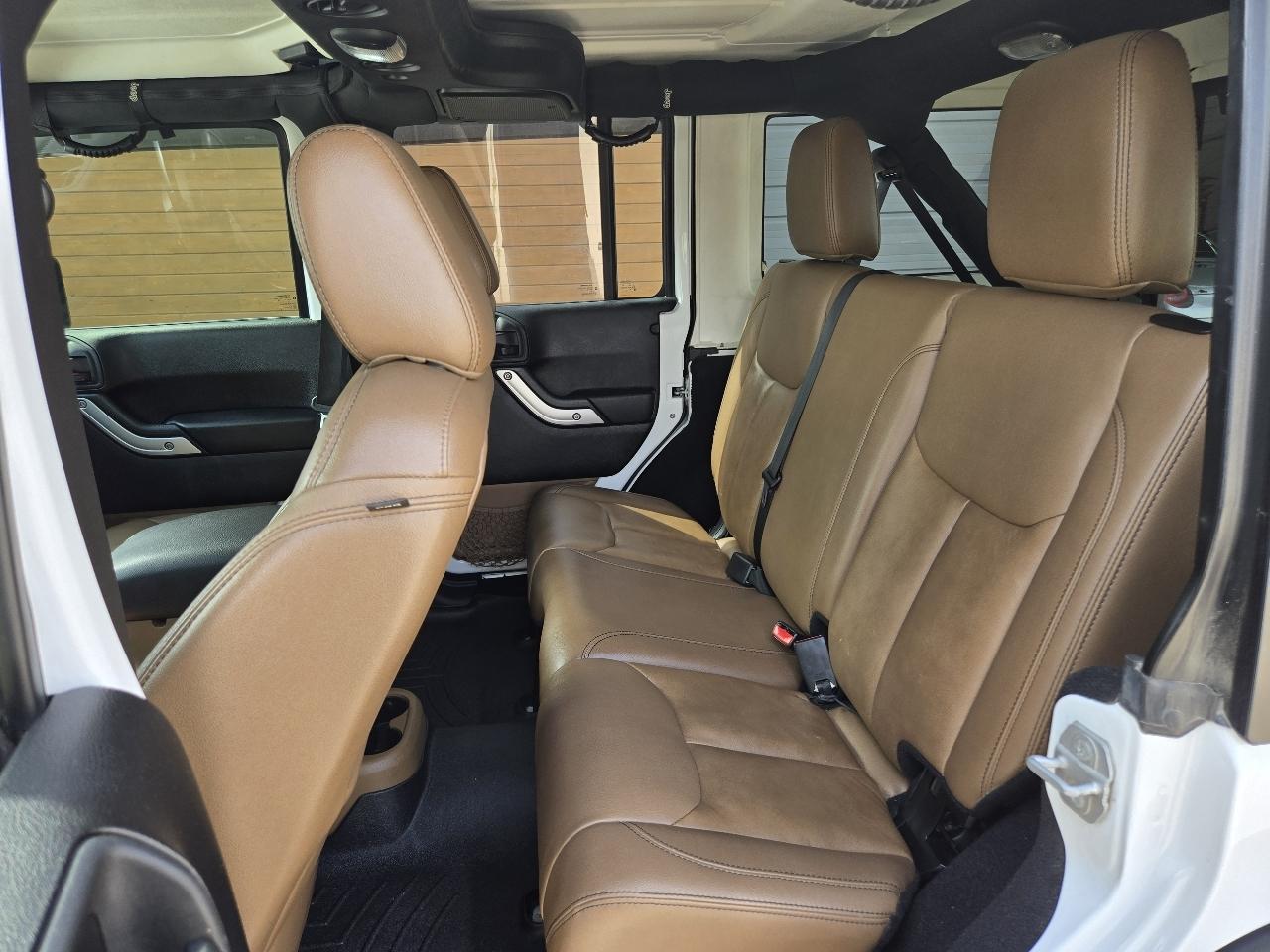 Jeep Wrangler Unlimited Rubicon 4WD 2015