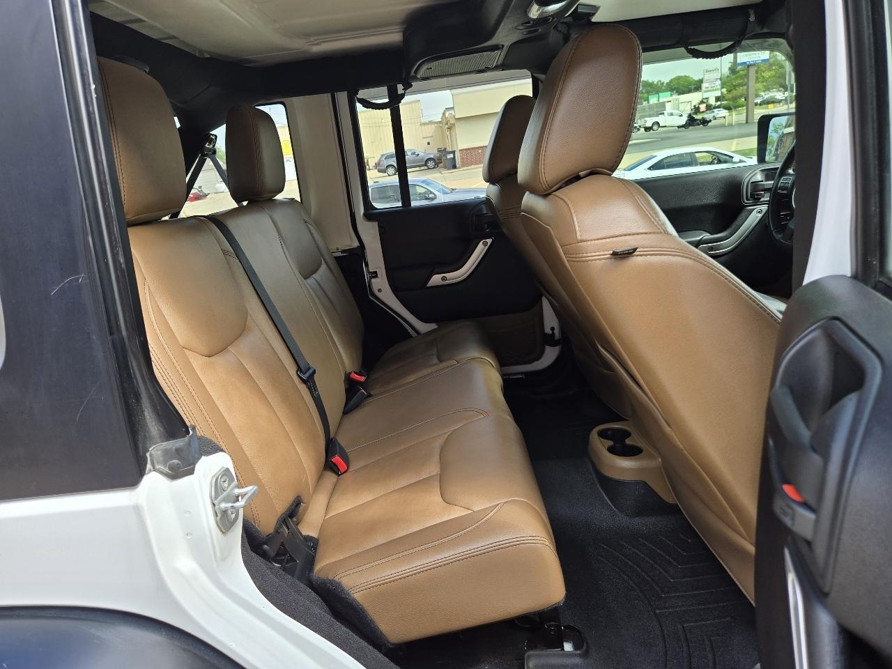 Jeep Wrangler Unlimited Rubicon 4WD 2015