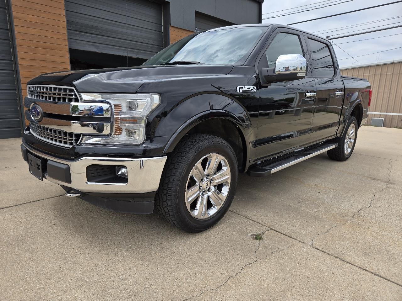 Ford F-150 4WD SuperCrew 139" Lariat 2018