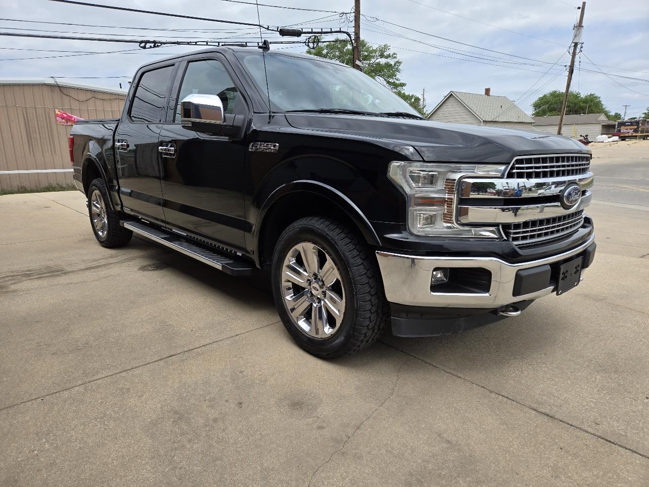 Ford F-150 4WD SuperCrew 139" Lariat 2018