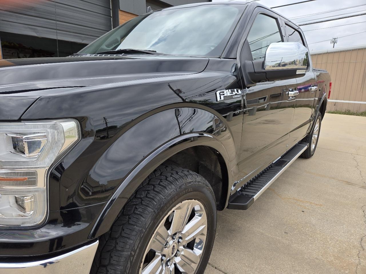 Ford F-150 4WD SuperCrew 139" Lariat 2018