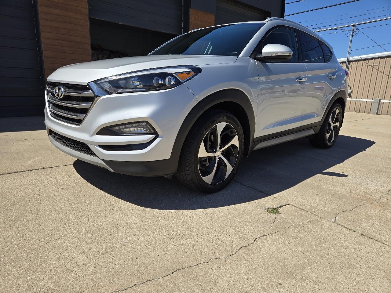 2017 Hyundai Tucson AWD 4dr 1.6L Limited