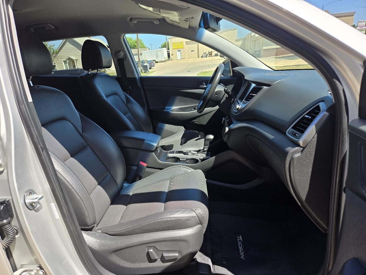 Hyundai Tucson AWD 4dr 1.6L Limited 2017