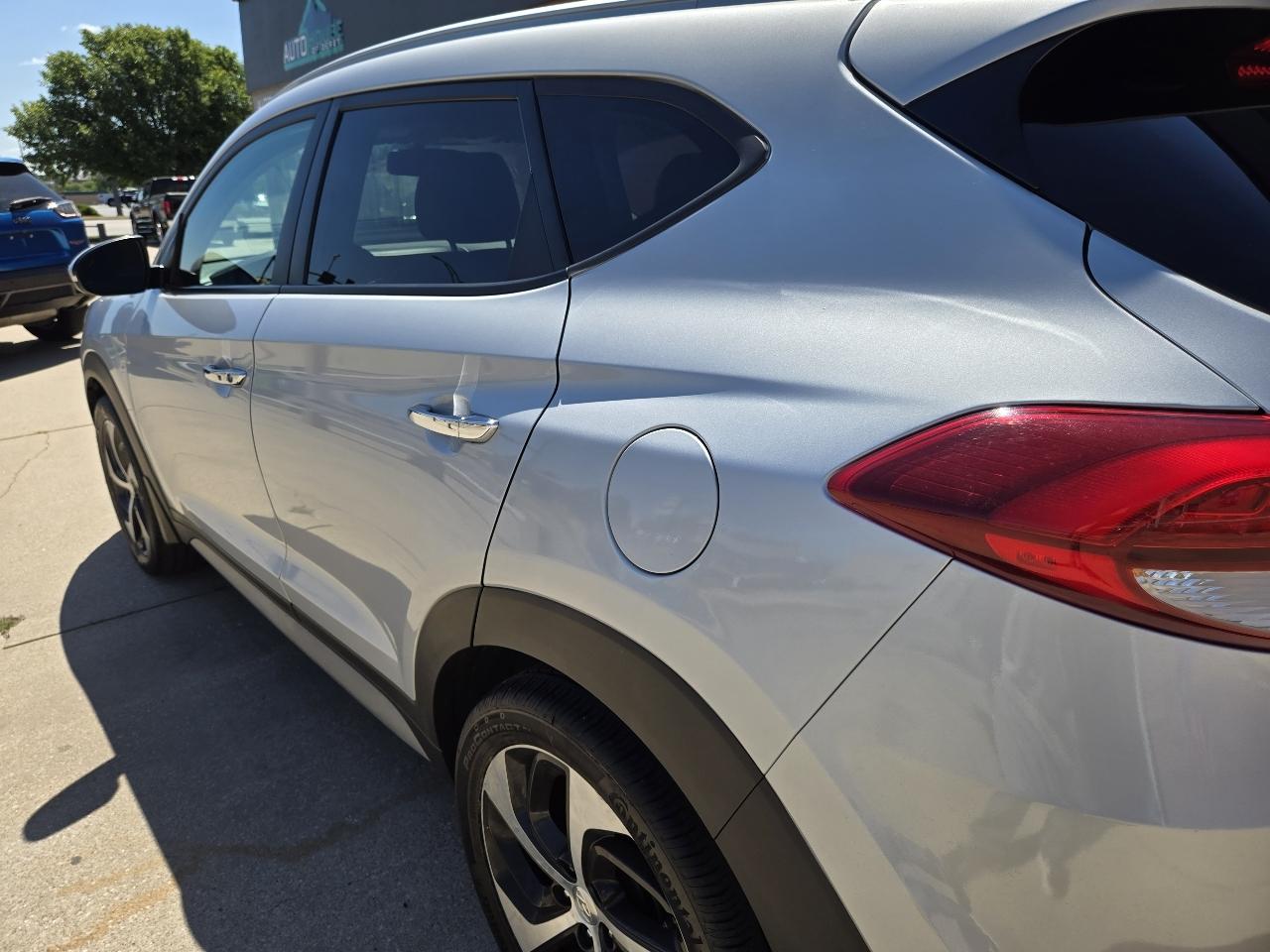 Hyundai Tucson AWD 4dr 1.6L Limited 2017