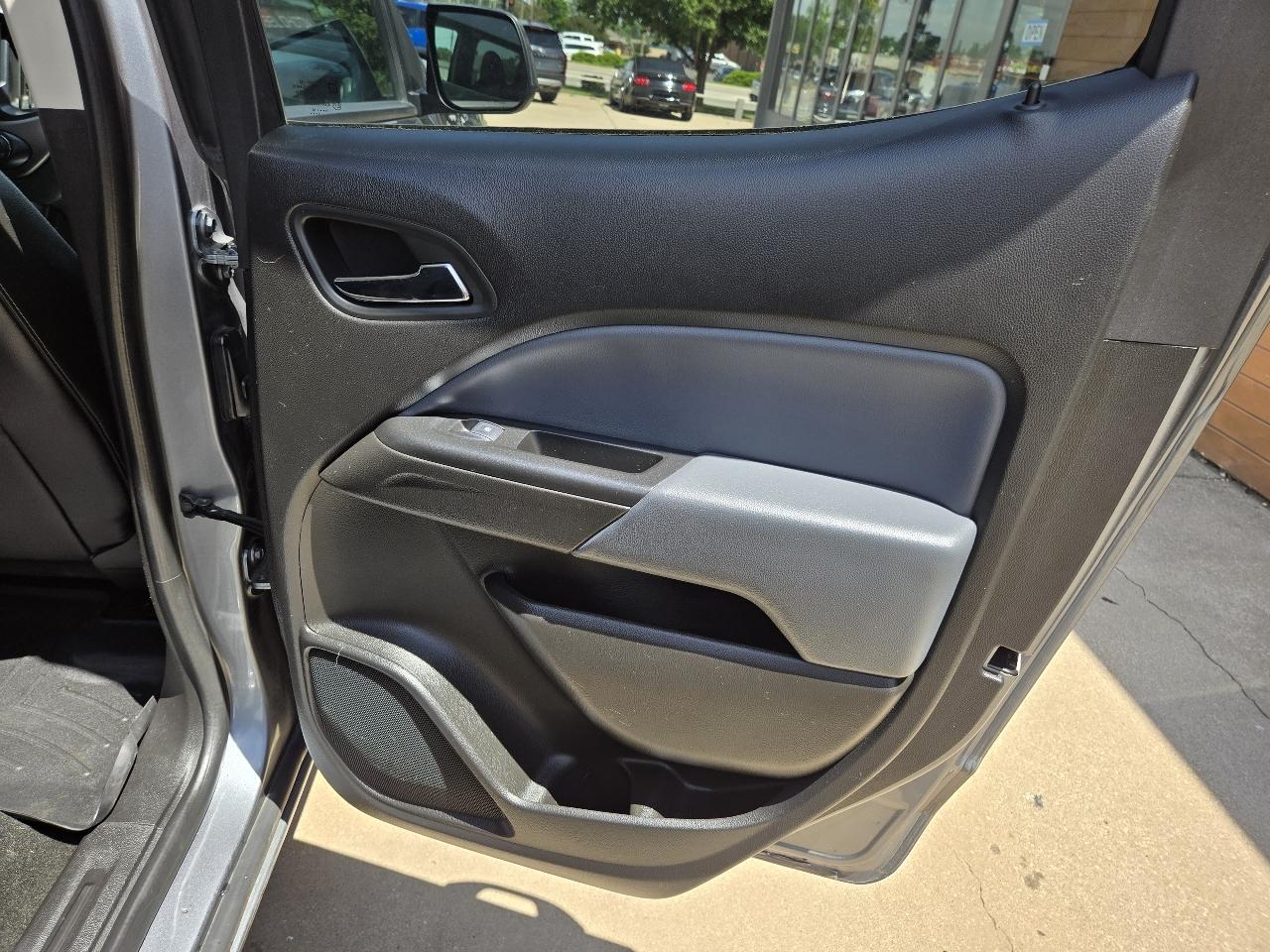 Chevrolet Colorado 4WD Crew Cab 140.5" Z71 2018