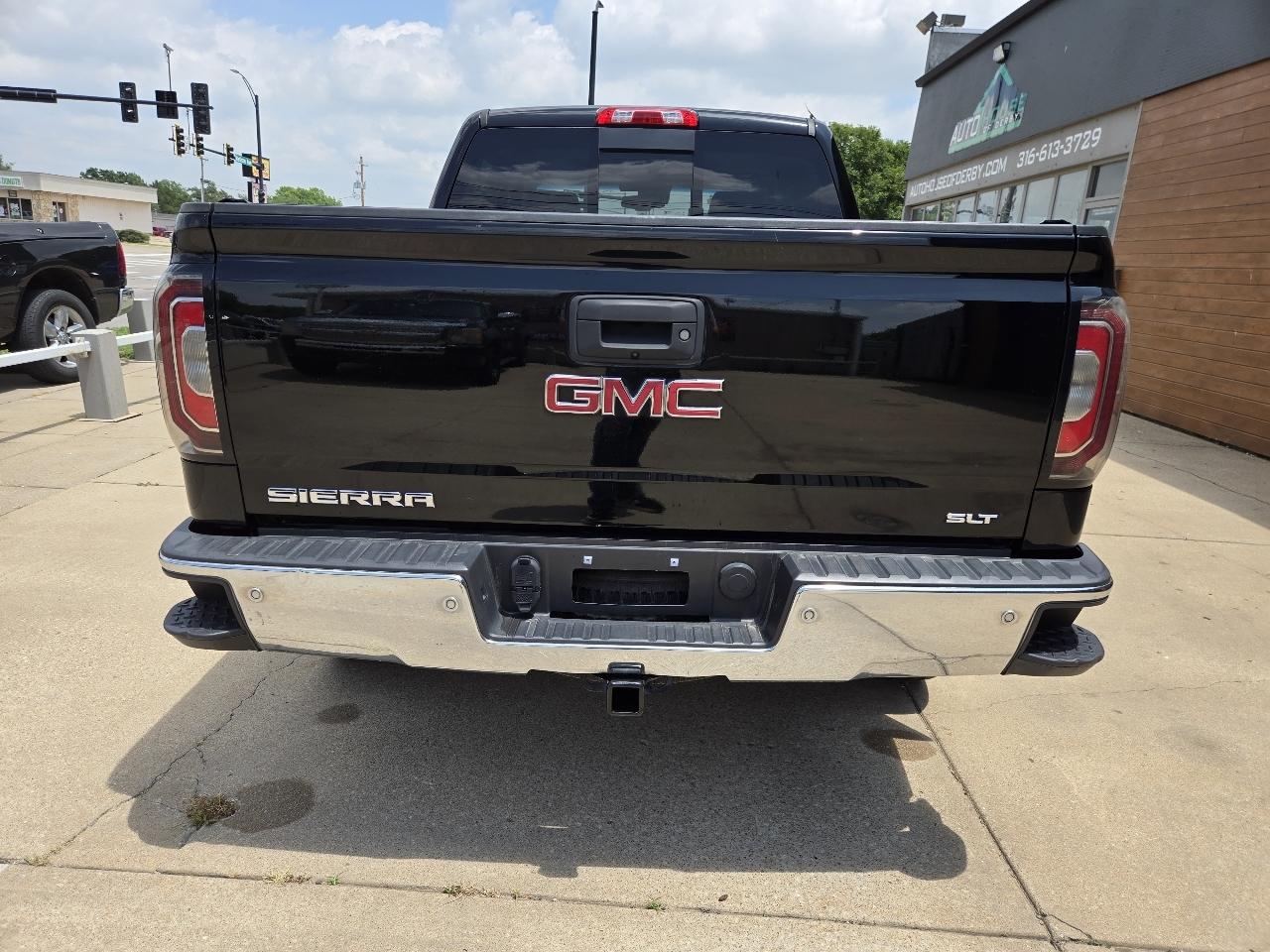 GMC Sierra 1500 4WD Crew Cab 147" SLT 2018