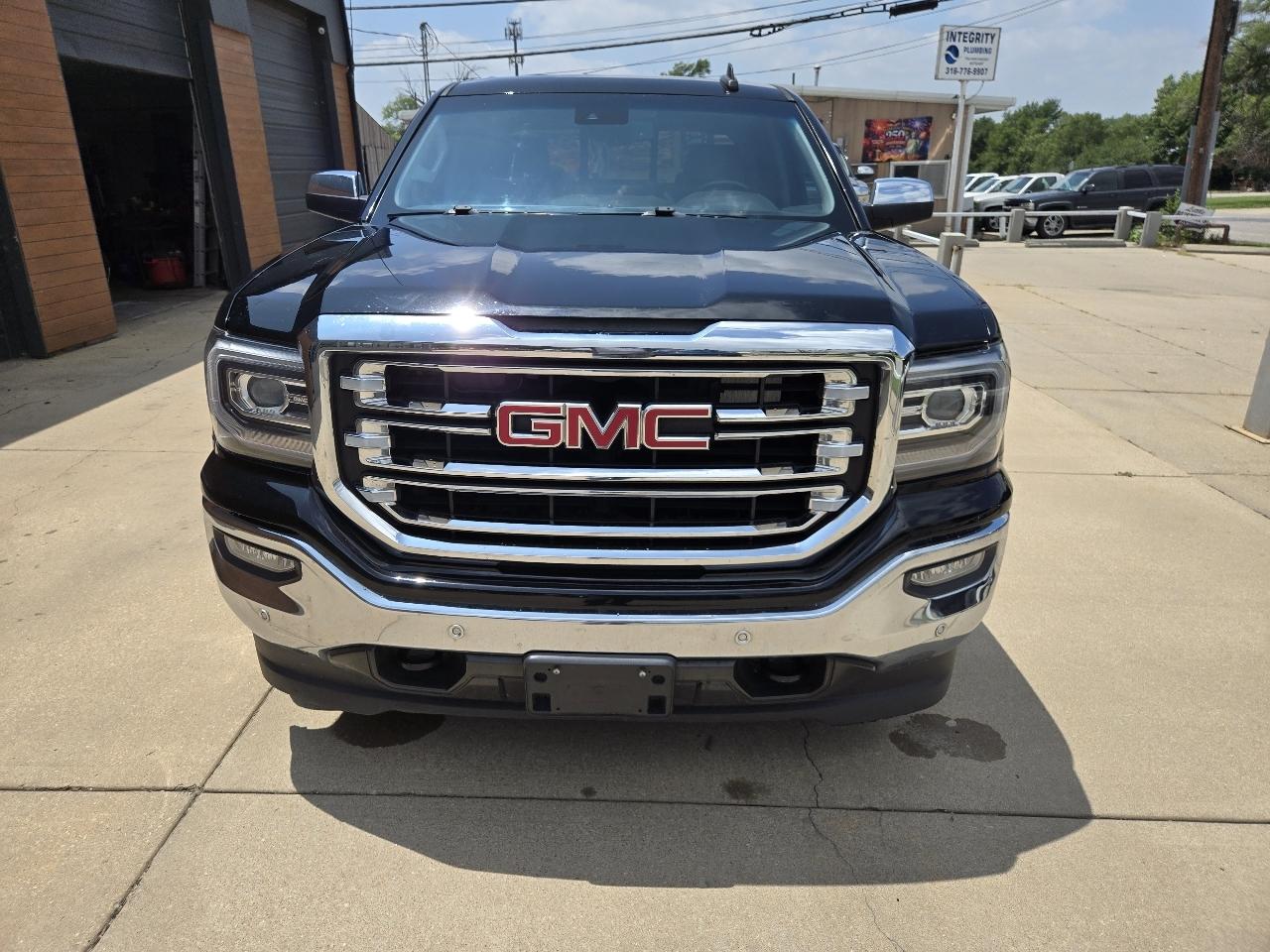 GMC Sierra 1500 4WD Crew Cab 147" SLT 2018