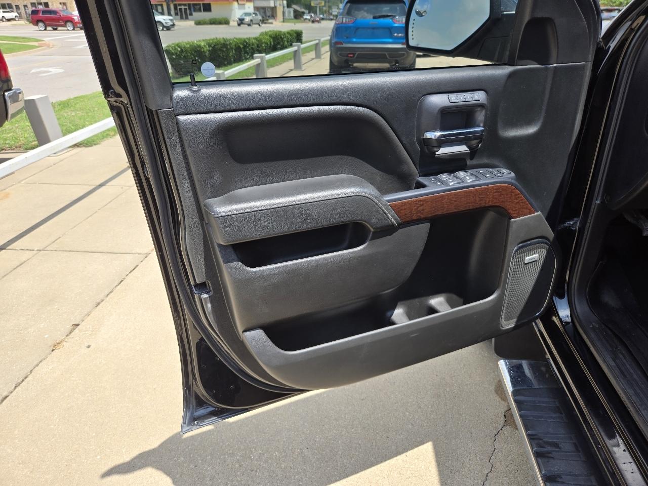 GMC Sierra 1500 4WD Crew Cab 147" SLT 2018
