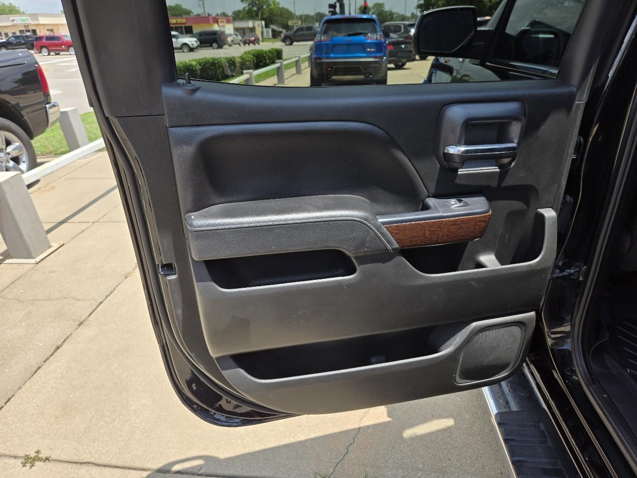 GMC Sierra 1500 4WD Crew Cab 147" SLT 2018