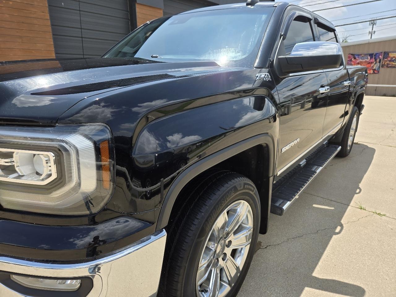 GMC Sierra 1500 4WD Crew Cab 147" SLT 2018