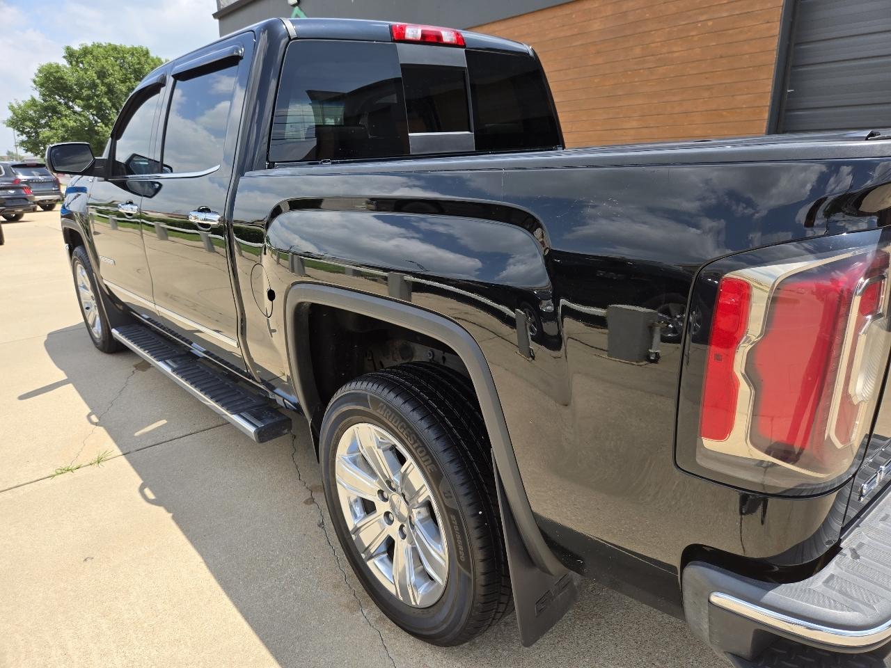 GMC Sierra 1500 4WD Crew Cab 147" SLT 2018