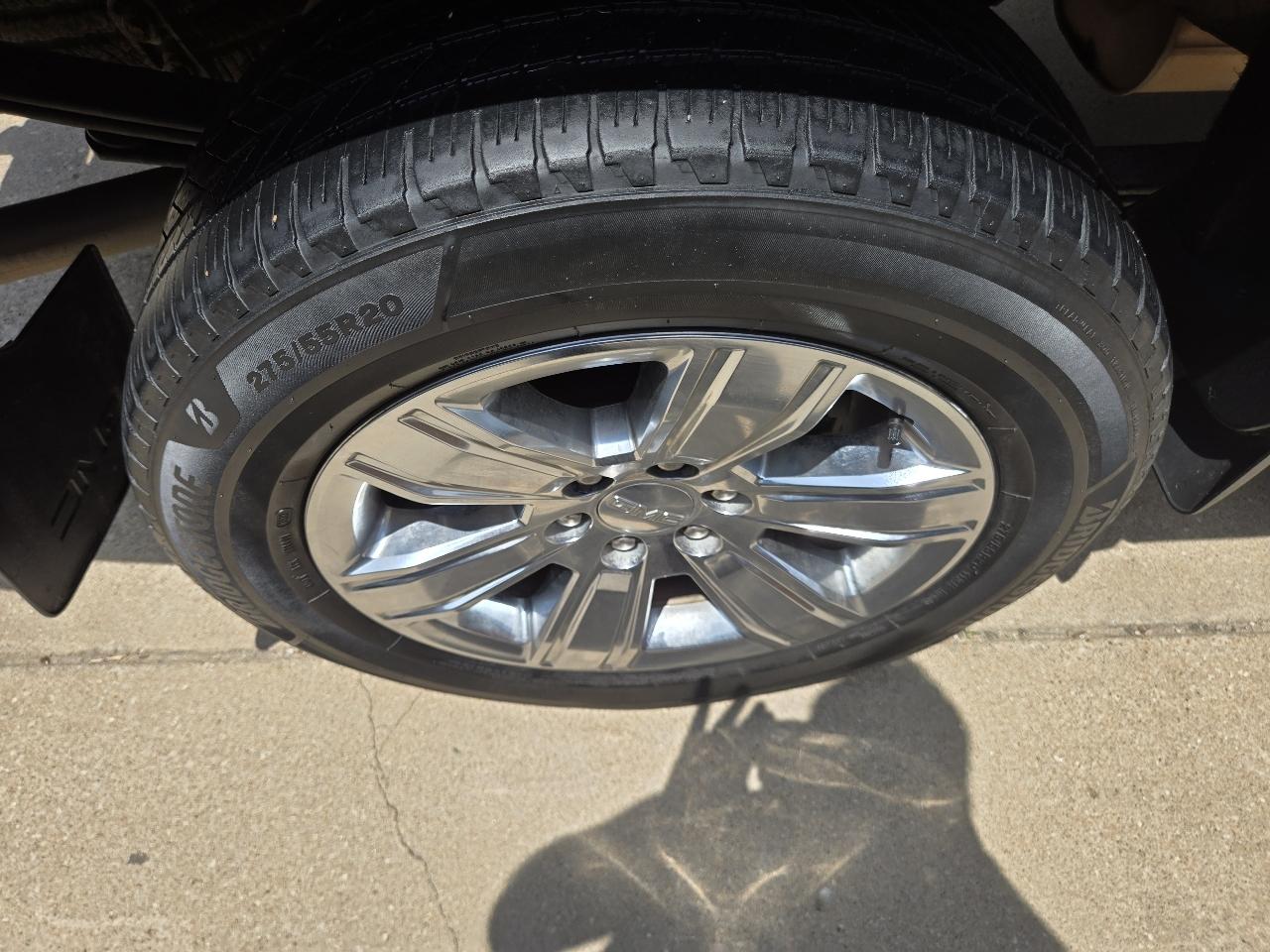 GMC Sierra 1500 4WD Crew Cab 147" SLT 2018