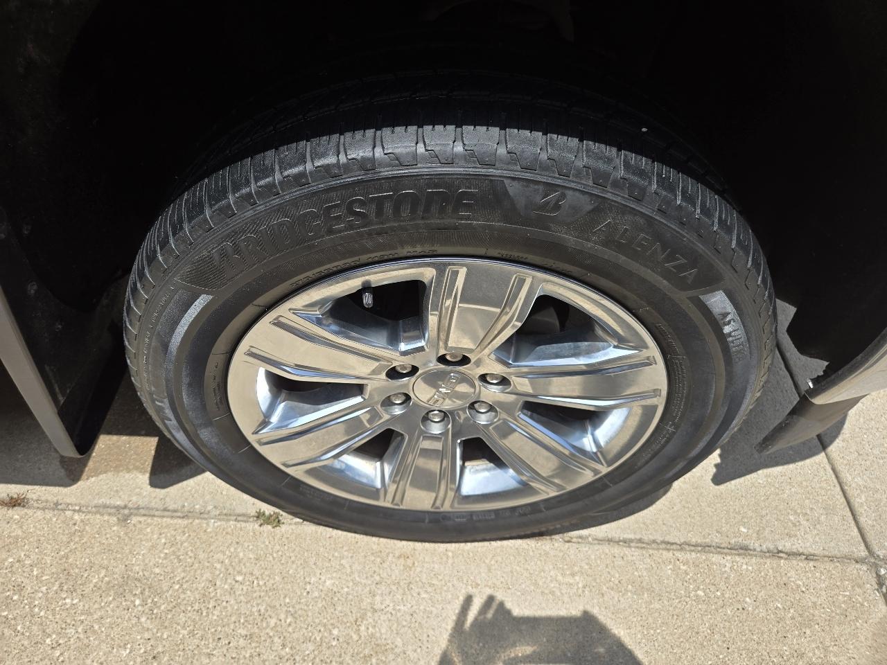 GMC Sierra 1500 4WD Crew Cab 147" SLT 2018