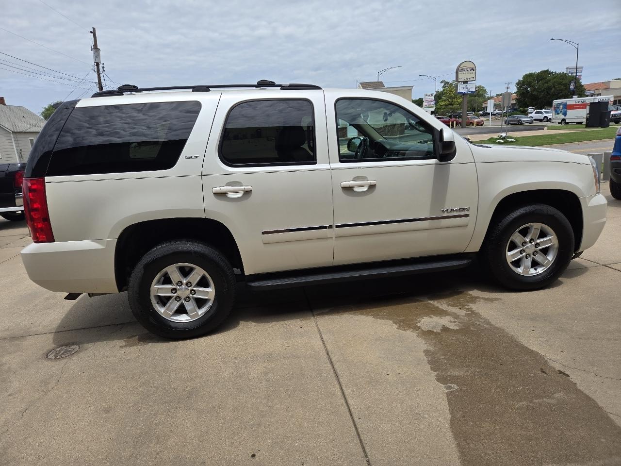 GMC Yukon SLT 4WD 2014