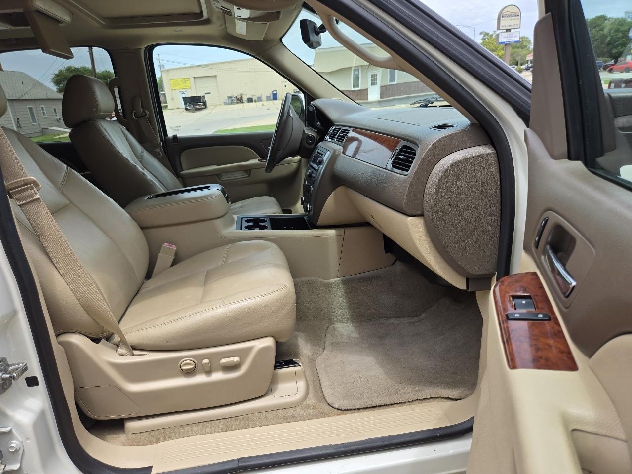 GMC Yukon SLT 4WD 2014