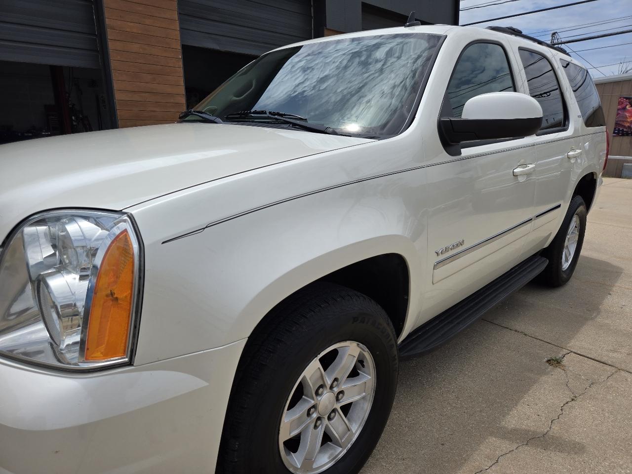 GMC Yukon SLT 4WD 2014