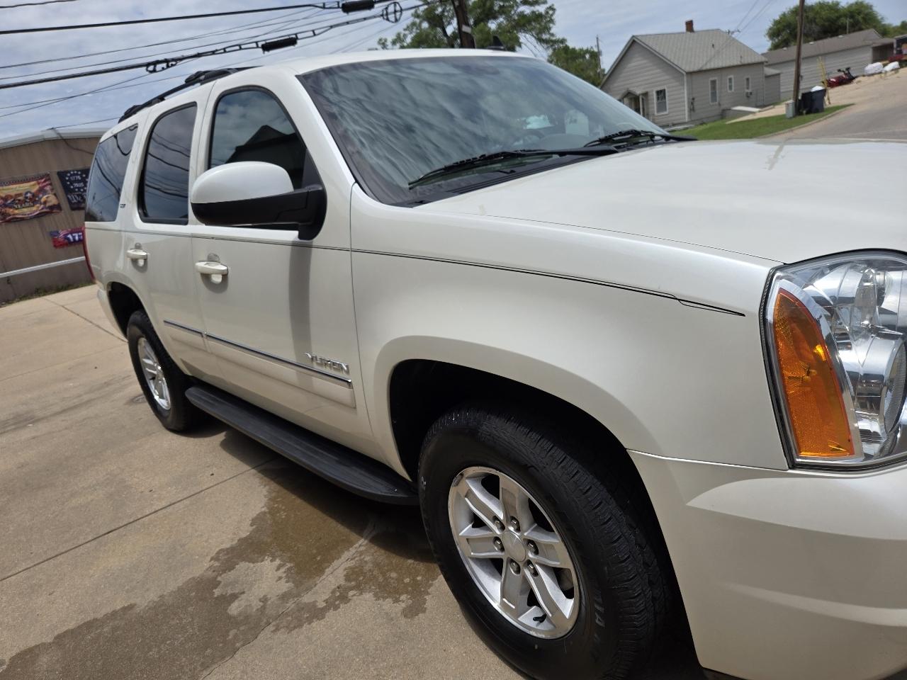 GMC Yukon SLT 4WD 2014