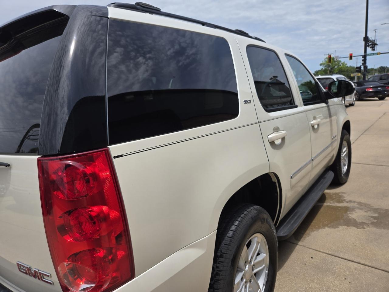 GMC Yukon SLT 4WD 2014
