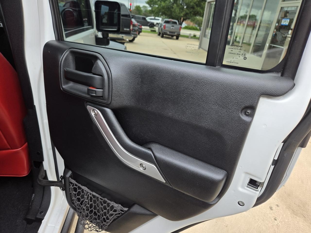 Jeep Wrangler Unlimited Rubicon 4WD 2013