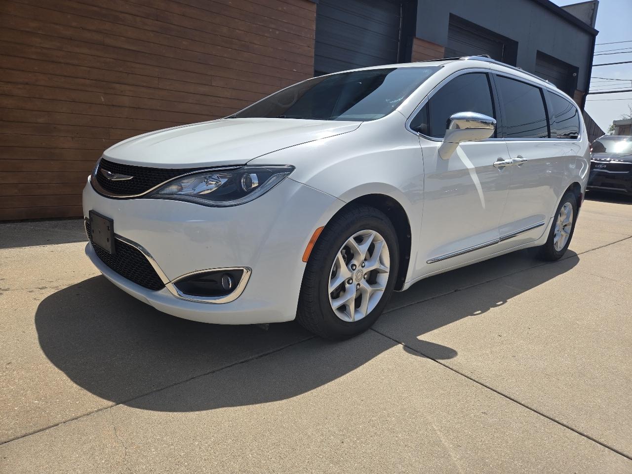 2020 Chrysler Pacifica Limited