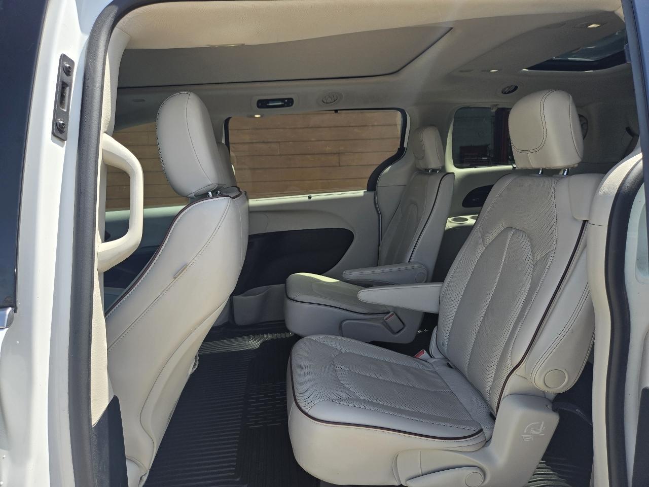 Chrysler Pacifica Limited 2020
