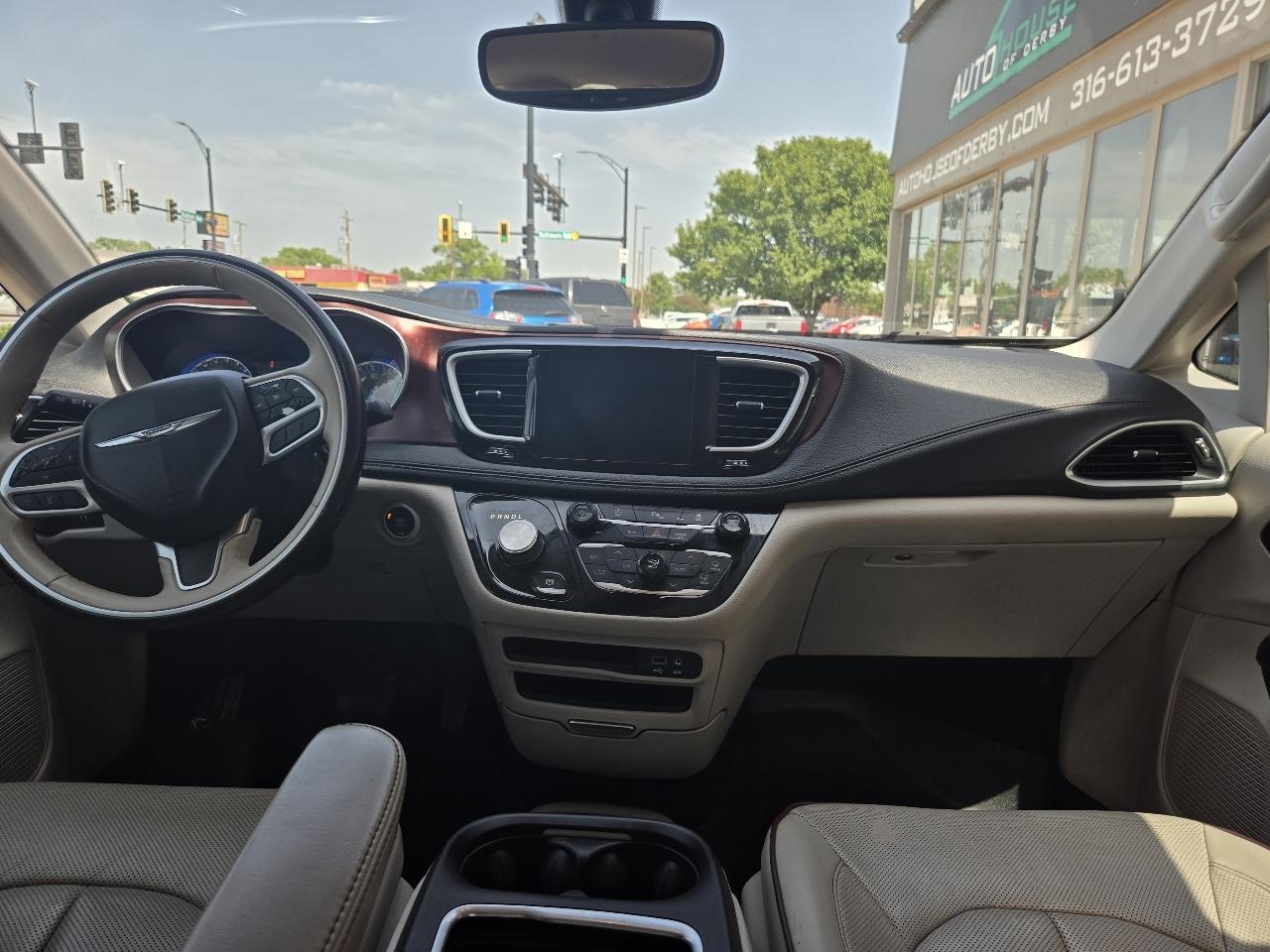 Chrysler Pacifica Limited 2020