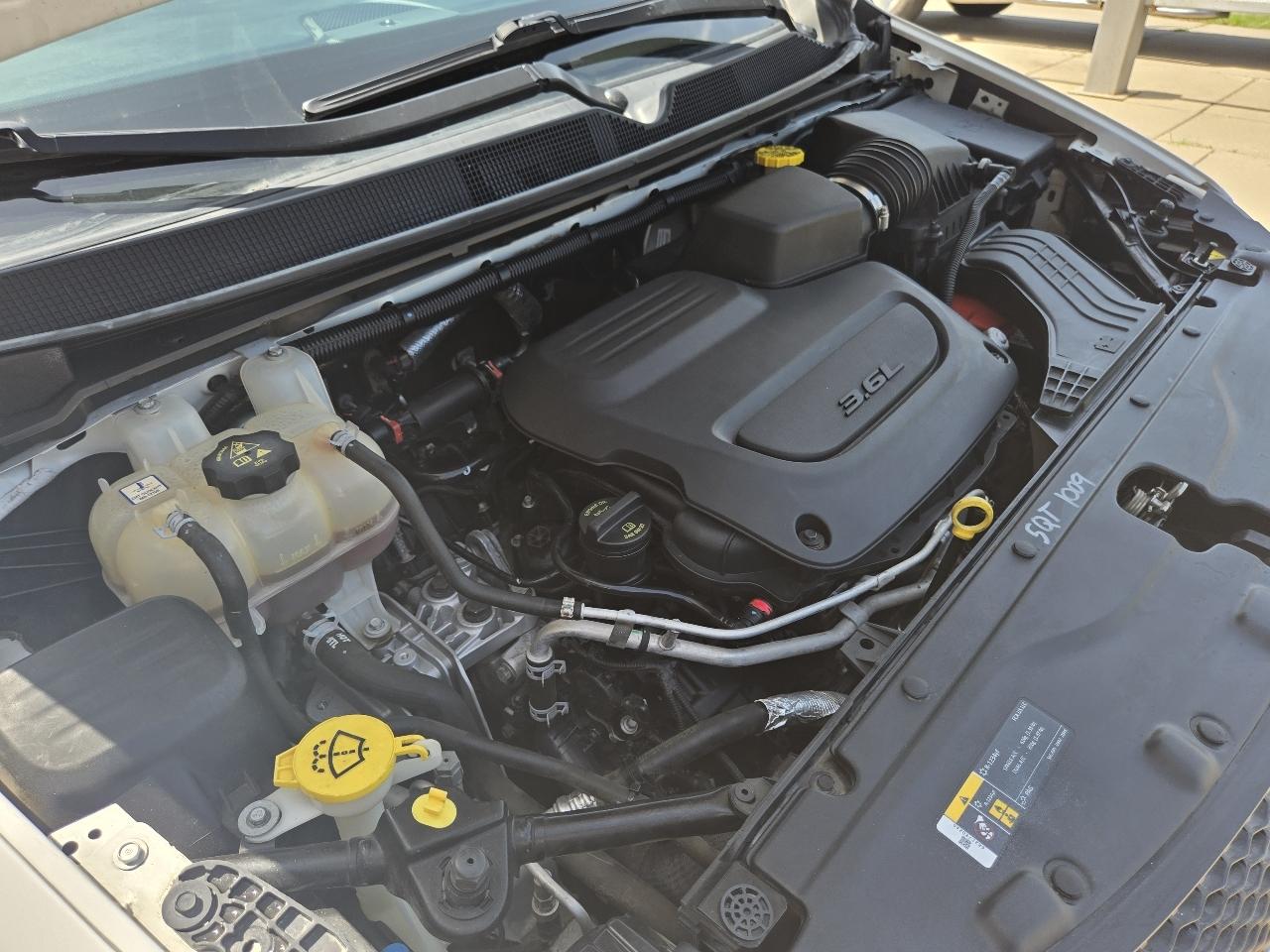 Chrysler Pacifica Limited 2020
