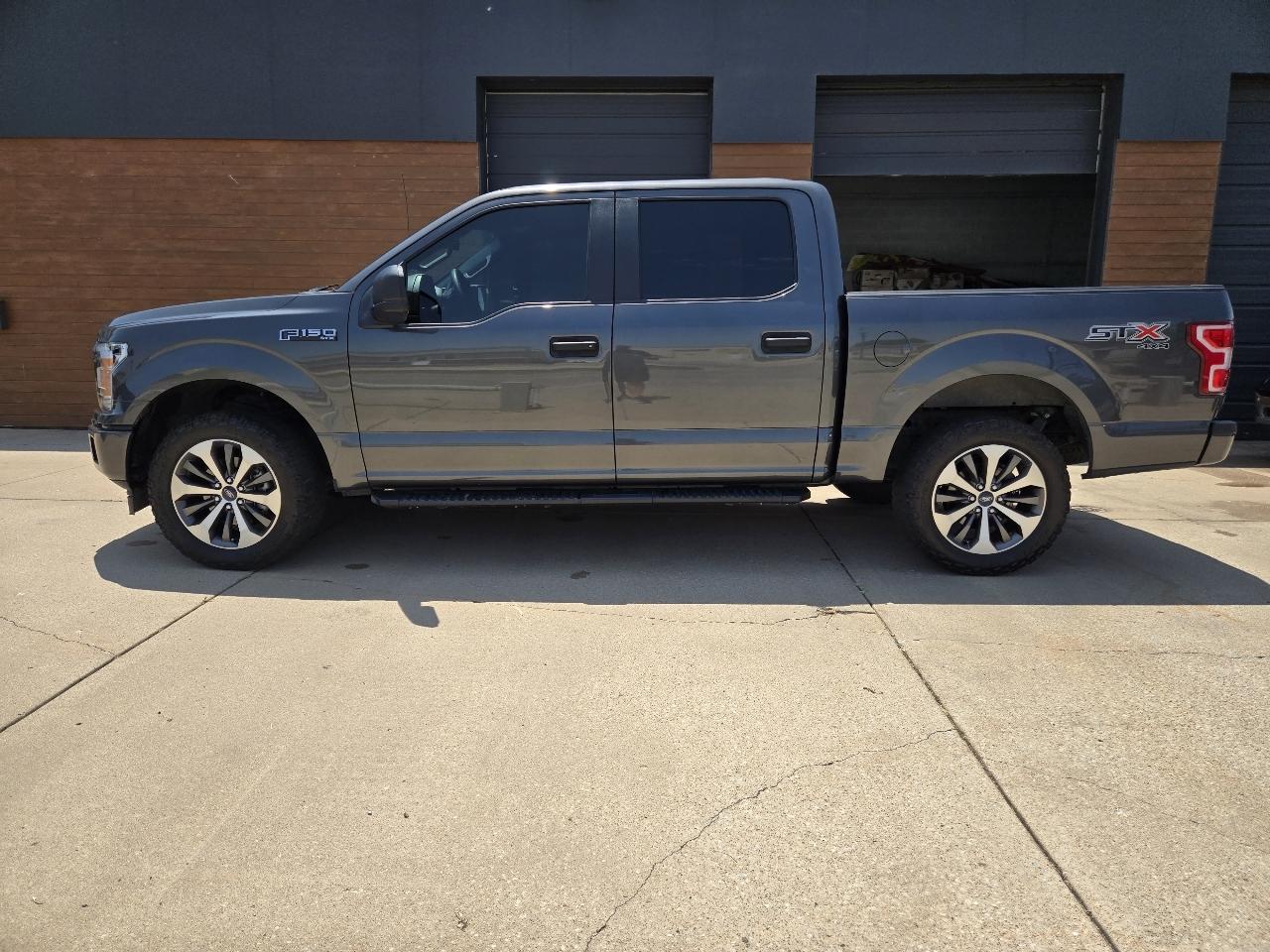 Ford F-150 4WD SuperCrew 145" STX 2019