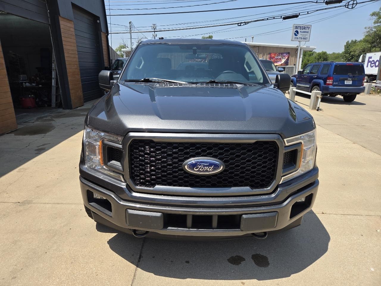 Ford F-150 4WD SuperCrew 145" STX 2019