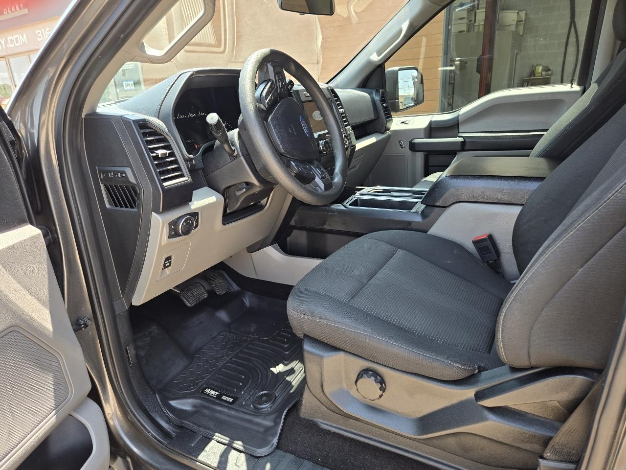 Ford F-150 4WD SuperCrew 145" STX 2019