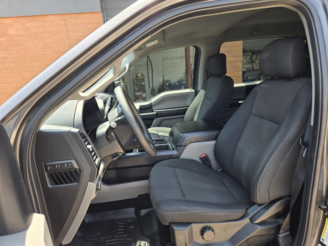Ford F-150 4WD SuperCrew 145" STX 2019