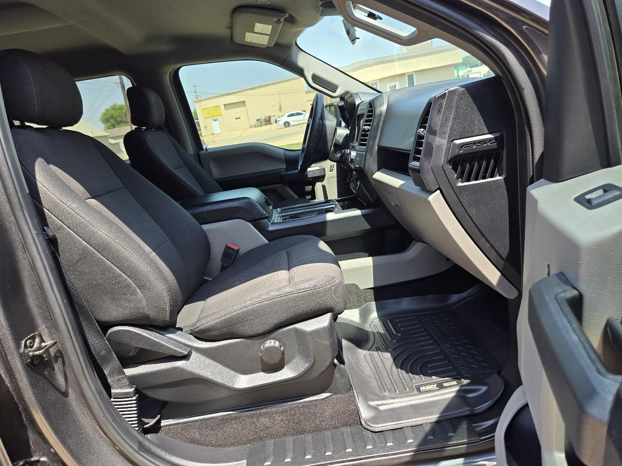 Ford F-150 4WD SuperCrew 145" STX 2019