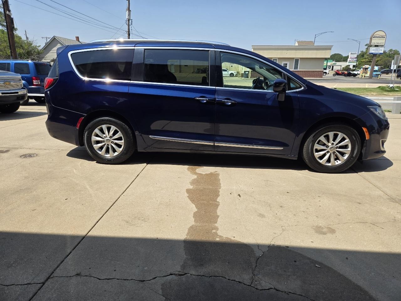 Chrysler Pacifica Touring-L 2018