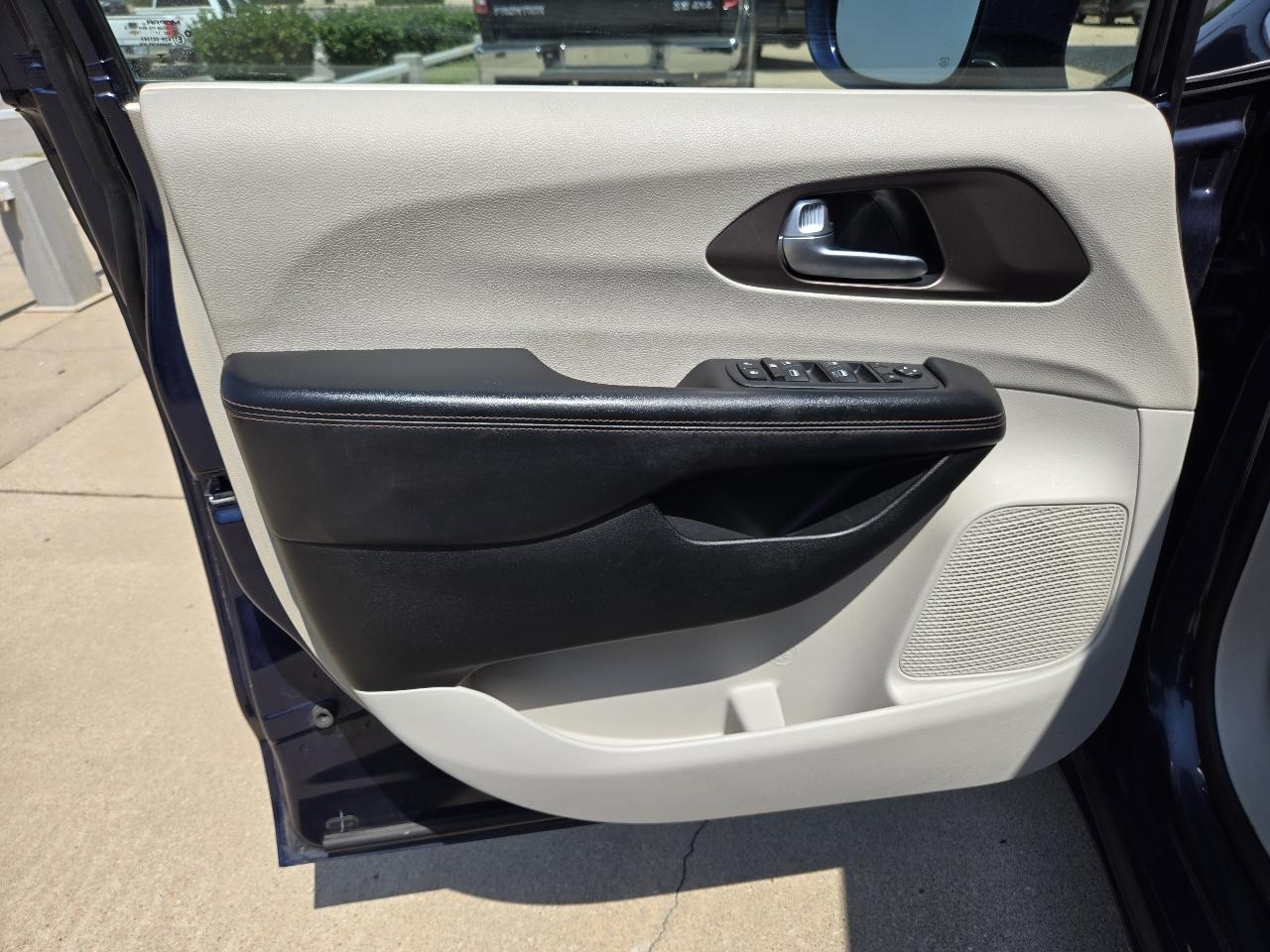 Chrysler Pacifica Touring-L 2018